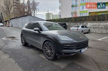Внедорожник / Кроссовер Porsche Cayenne 2024 в Киеве
