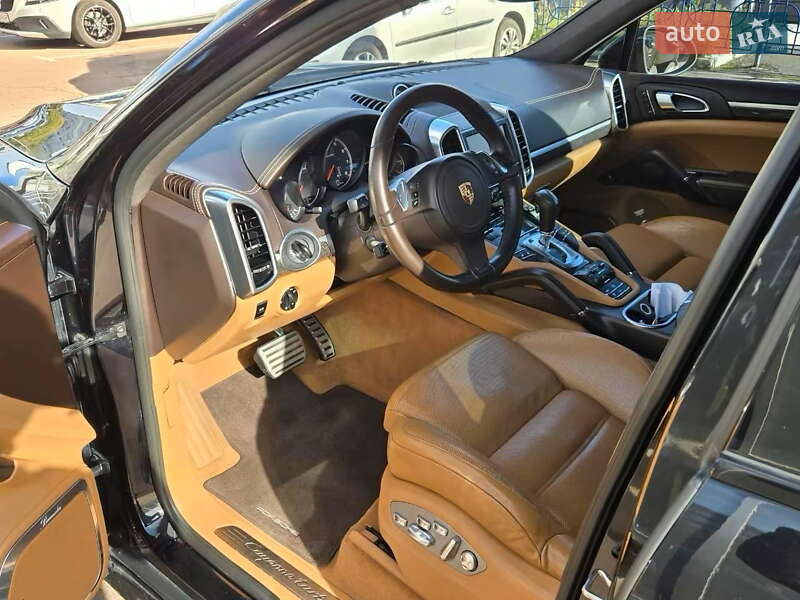 Внедорожник / Кроссовер Porsche Cayenne 2010 в Киеве фото 28 Внедорожник / Кроссовер Porsche Cayenne 2010 в Киеве