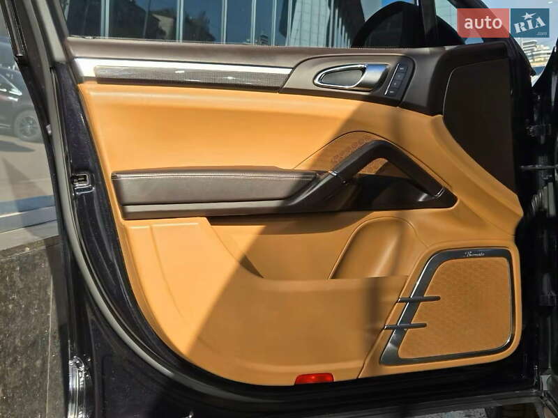 Внедорожник / Кроссовер Porsche Cayenne 2010 в Киеве фото 35 Внедорожник / Кроссовер Porsche Cayenne 2010 в Киеве