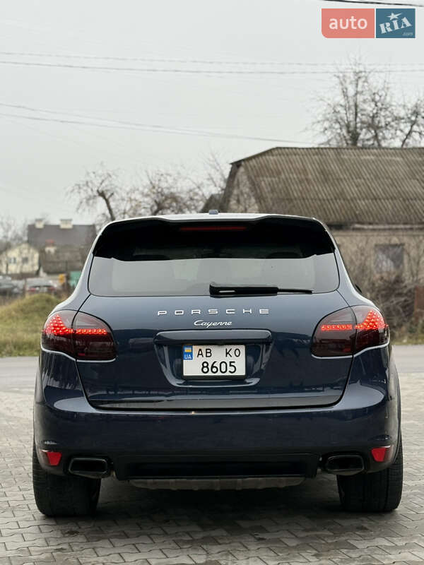 Позашляховик / Кросовер Porsche Cayenne 2012 в Вінниці