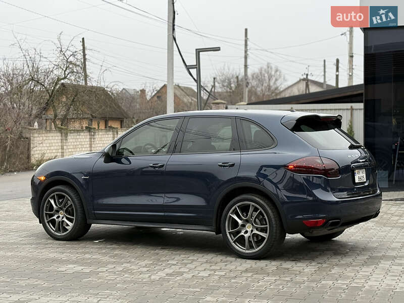 Позашляховик / Кросовер Porsche Cayenne 2012 в Вінниці