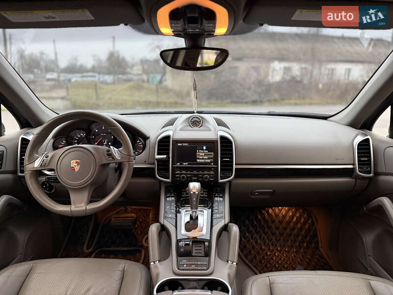 Позашляховик / Кросовер Porsche Cayenne 2012 в Вінниці