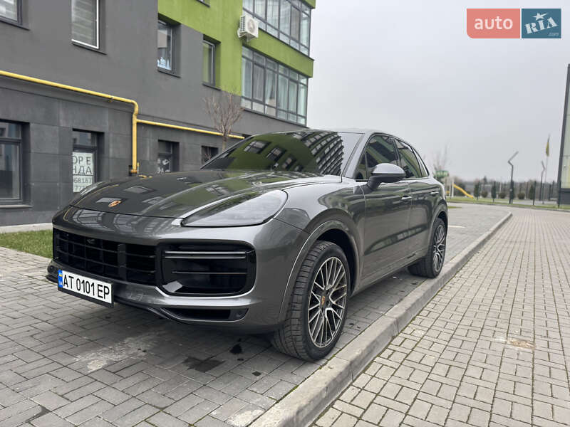 Внедорожник / Кроссовер Porsche Cayenne 2021 в Ивано-Франковске