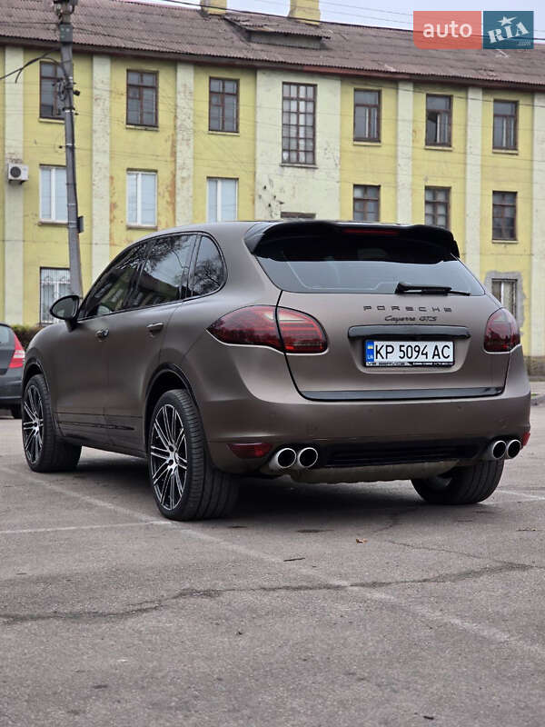 Позашляховик / Кросовер Porsche Cayenne 2010 в Одесі