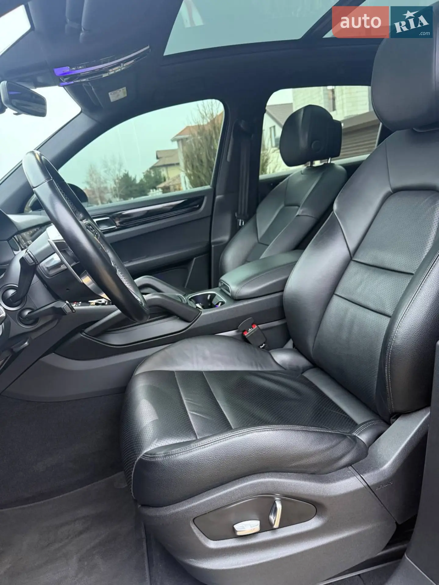 2017 Porsche Cayenne - мініатюра 10