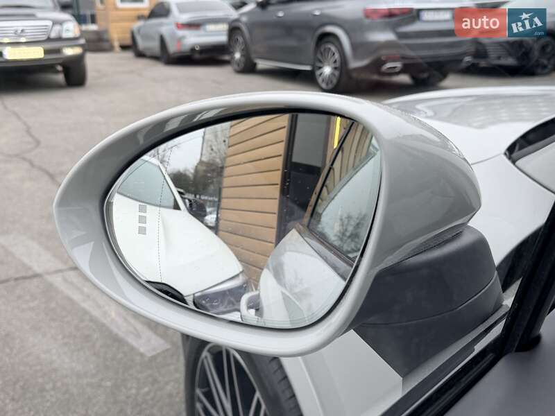 Позашляховик / Кросовер Porsche Cayenne 2024 в Києві