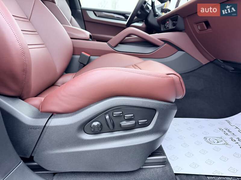 Позашляховик / Кросовер Porsche Cayenne 2024 в Києві