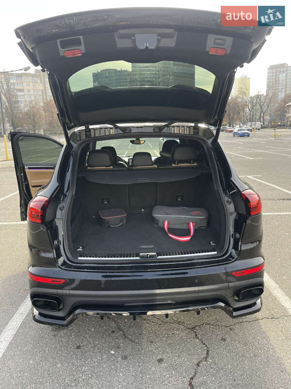Внедорожник / Кроссовер Porsche Cayenne 2016 в Броварах фото 21 Внедорожник / Кроссовер Porsche Cayenne 2016 в Броварах