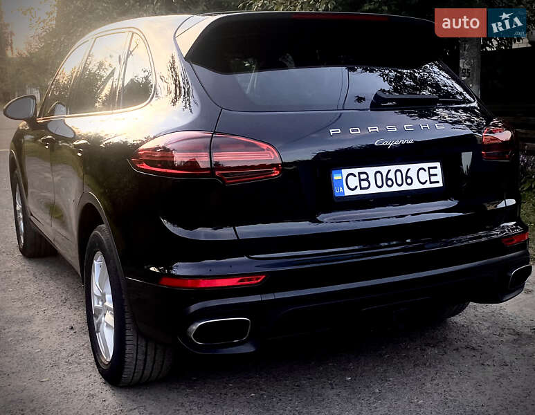 Внедорожник / Кроссовер Porsche Cayenne 2016 в Киеве фото 5 Внедорожник / Кроссовер Porsche Cayenne 2016 в Киеве