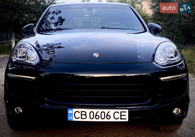 Внедорожник / Кроссовер Porsche Cayenne 2016 в Киеве фото 13 Внедорожник / Кроссовер Porsche Cayenne 2016 в Киеве