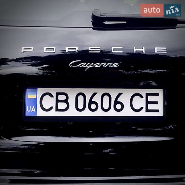 Внедорожник / Кроссовер Porsche Cayenne 2016 в Киеве фото 30 Внедорожник / Кроссовер Porsche Cayenne 2016 в Киеве