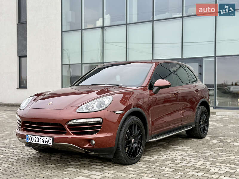 Внедорожник / Кроссовер Porsche Cayenne 2011 в Хусте фото 2 Внедорожник / Кроссовер Porsche Cayenne 2011 в Хусте