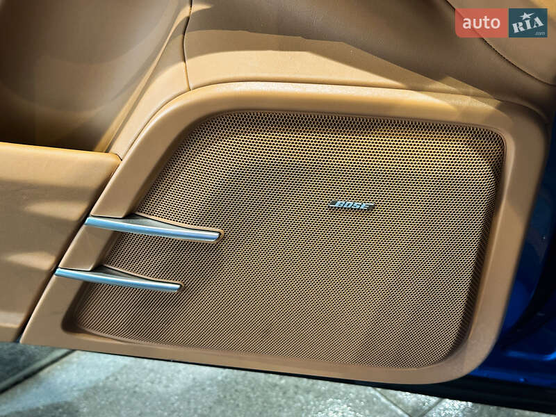 Позашляховик / Кросовер Porsche Cayenne 2016 в Одесі