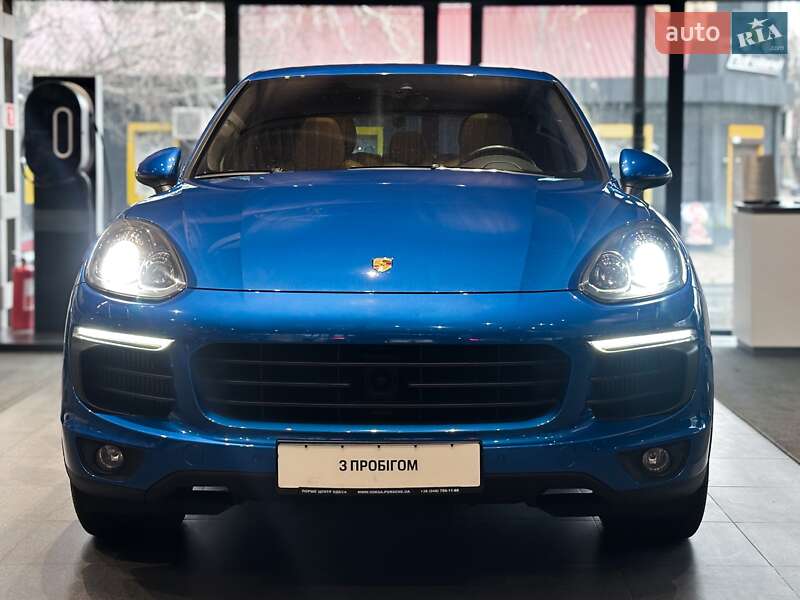 Позашляховик / Кросовер Porsche Cayenne 2016 в Одесі