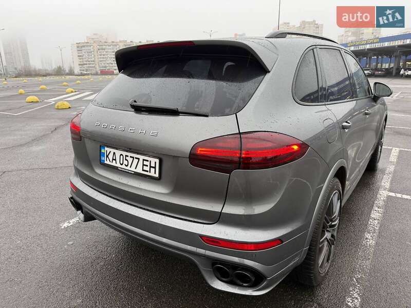 Внедорожник / Кроссовер Porsche Cayenne 2016 в Киеве фото 4 Внедорожник / Кроссовер Porsche Cayenne 2016 в Киеве