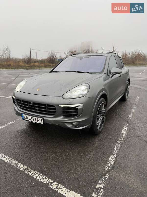 Внедорожник / Кроссовер Porsche Cayenne 2016 в Киеве фото 23 Внедорожник / Кроссовер Porsche Cayenne 2016 в Киеве