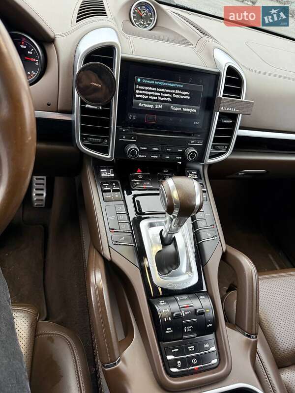 Внедорожник / Кроссовер Porsche Cayenne 2016 в Киеве фото 37 Внедорожник / Кроссовер Porsche Cayenne 2016 в Киеве