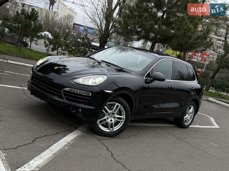 Внедорожник / Кроссовер Porsche Cayenne 2014 в Одессе