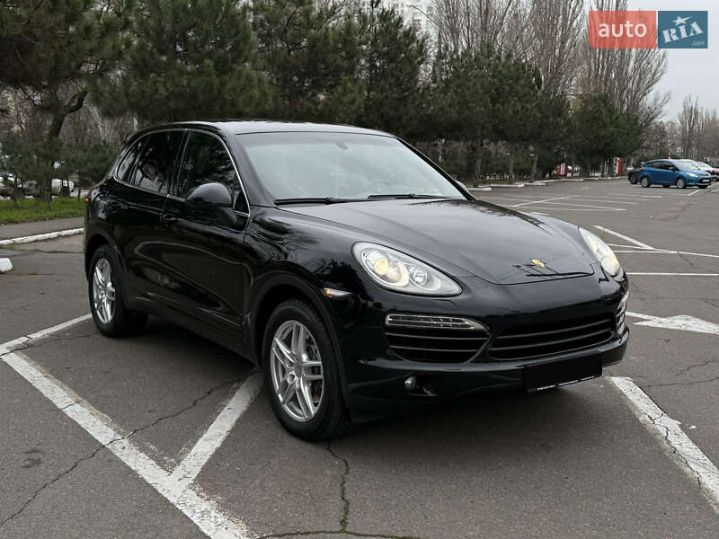 Внедорожник / Кроссовер Porsche Cayenne 2014 в Одессе
