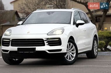 Позашляховик / Кросовер Porsche Cayenne 2017 в Одесі