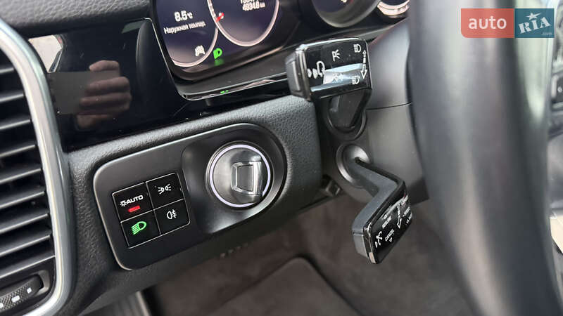 Внедорожник / Кроссовер Porsche Cayenne 2017 в Одессе фото 18 Внедорожник / Кроссовер Porsche Cayenne 2017 в Одессе