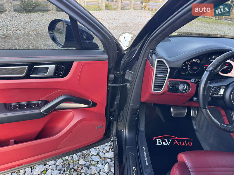 Внедорожник / Кроссовер Porsche Cayenne 2019 в Бродах фото 18 Внедорожник / Кроссовер Porsche Cayenne 2019 в Бродах