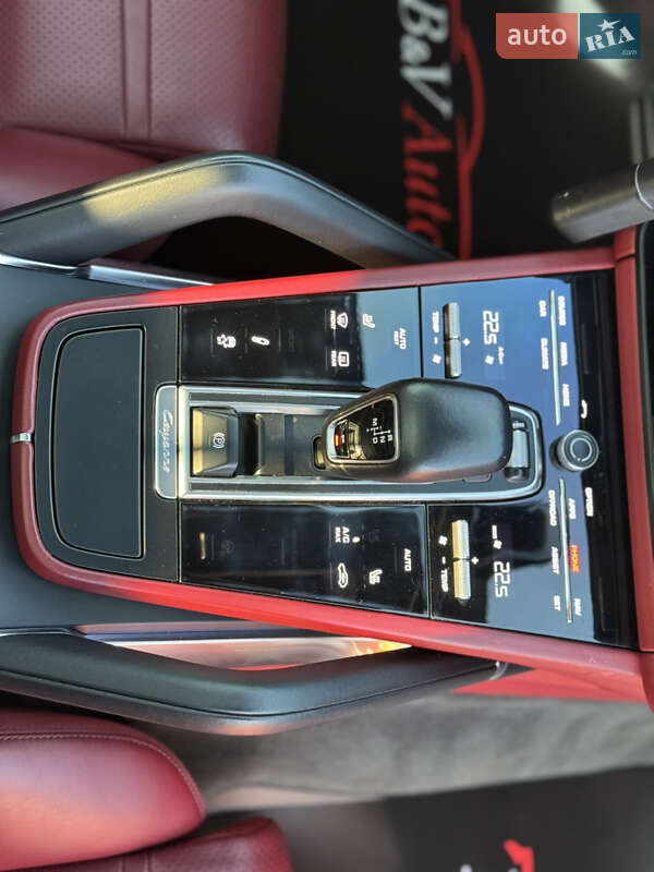 Внедорожник / Кроссовер Porsche Cayenne 2019 в Бродах фото 32 Внедорожник / Кроссовер Porsche Cayenne 2019 в Бродах