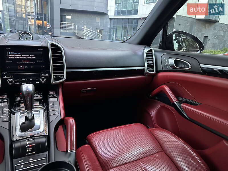 Внедорожник / Кроссовер Porsche Cayenne 2017 в Киеве фото 37 Внедорожник / Кроссовер Porsche Cayenne 2017 в Киеве