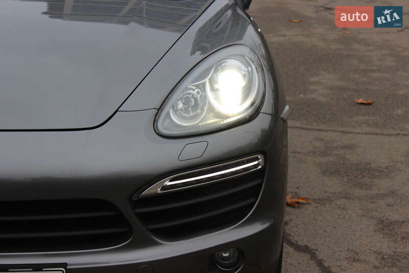 Внедорожник / Кроссовер Porsche Cayenne 2011 в Днепре фото 20 Внедорожник / Кроссовер Porsche Cayenne 2011 в Днепре