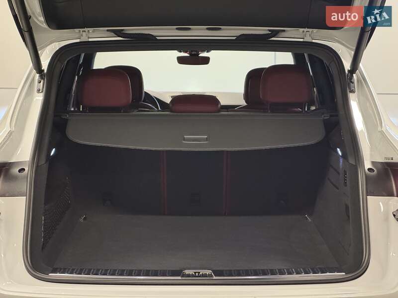 Внедорожник / Кроссовер Porsche Cayenne 2019 в Киеве