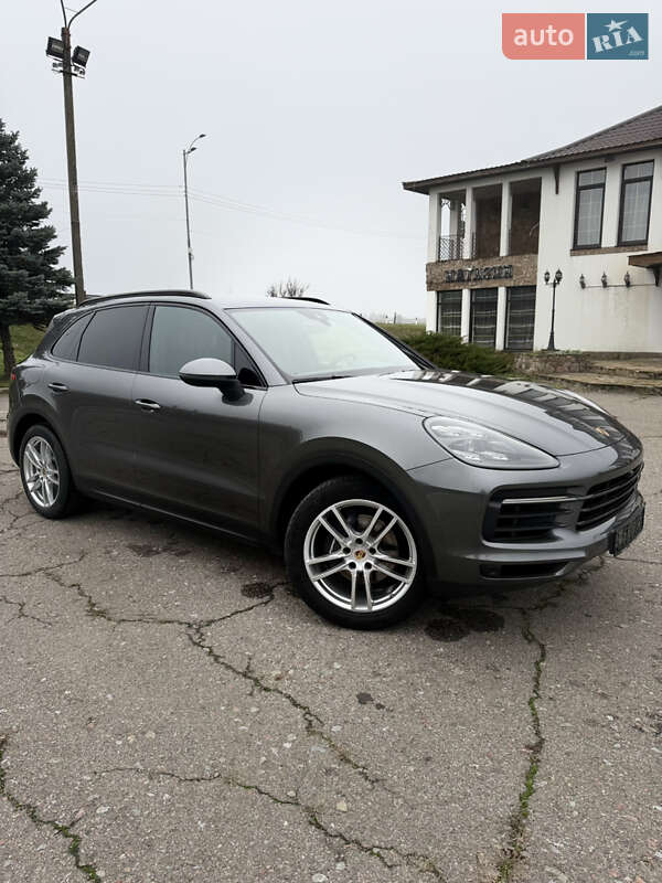 Внедорожник / Кроссовер Porsche Cayenne 2018 в Благовещенском фото 11 Внедорожник / Кроссовер Porsche Cayenne 2018 в Благовещенском