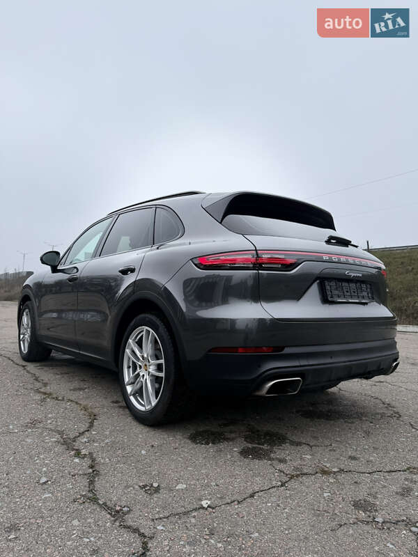 Внедорожник / Кроссовер Porsche Cayenne 2018 в Благовещенском фото 16 Внедорожник / Кроссовер Porsche Cayenne 2018 в Благовещенском