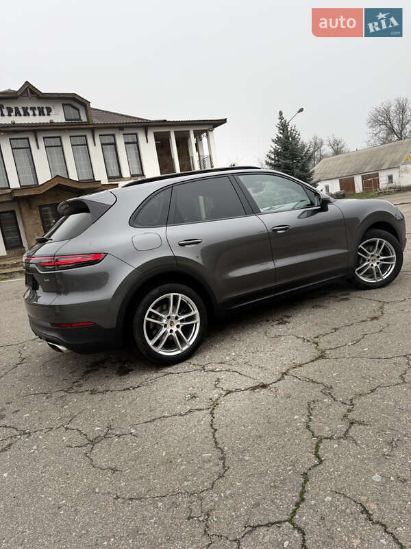 Внедорожник / Кроссовер Porsche Cayenne 2018 в Благовещенском фото 21 Внедорожник / Кроссовер Porsche Cayenne 2018 в Благовещенском