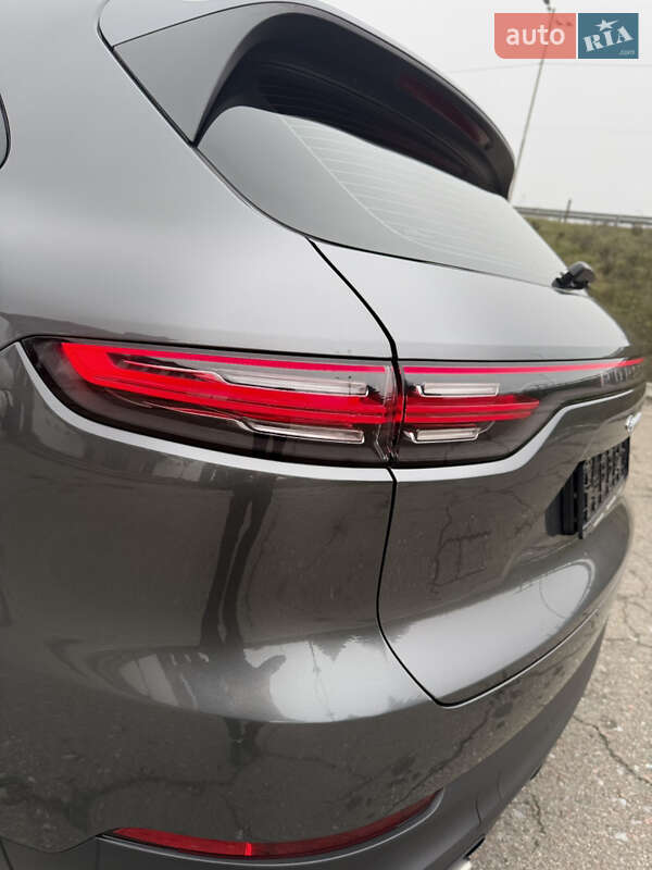 Внедорожник / Кроссовер Porsche Cayenne 2018 в Благовещенском фото 27 Внедорожник / Кроссовер Porsche Cayenne 2018 в Благовещенском