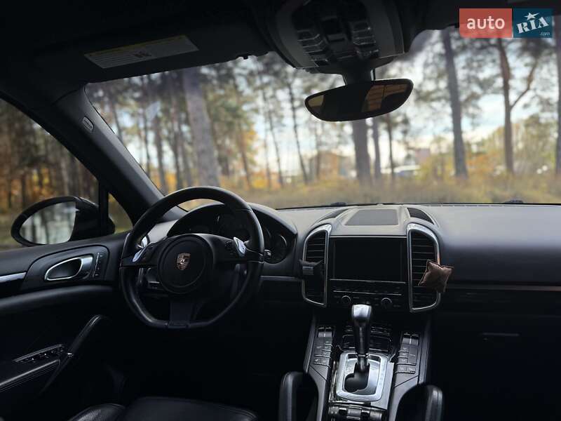 Внедорожник / Кроссовер Porsche Cayenne 2011 в Нетешине фото 37 Внедорожник / Кроссовер Porsche Cayenne 2011 в Нетешине