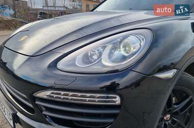 Внедорожник / Кроссовер Porsche Cayenne 2013 в Ровно