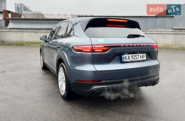 Внедорожник / Кроссовер Porsche Cayenne 2018 в Киеве