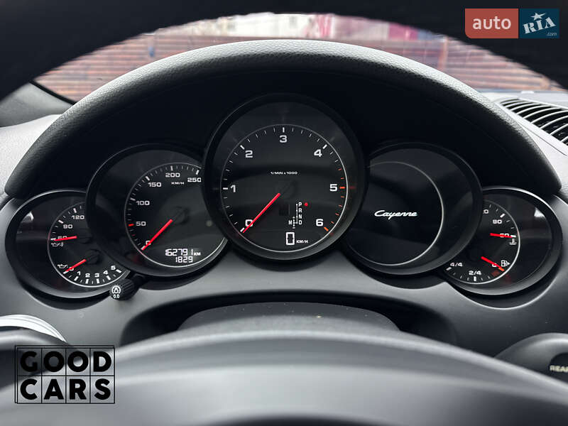 Внедорожник / Кроссовер Porsche Cayenne 2013 в Одессе