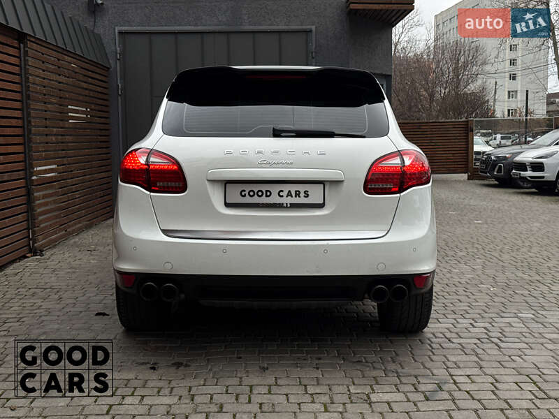 Внедорожник / Кроссовер Porsche Cayenne 2013 в Одессе