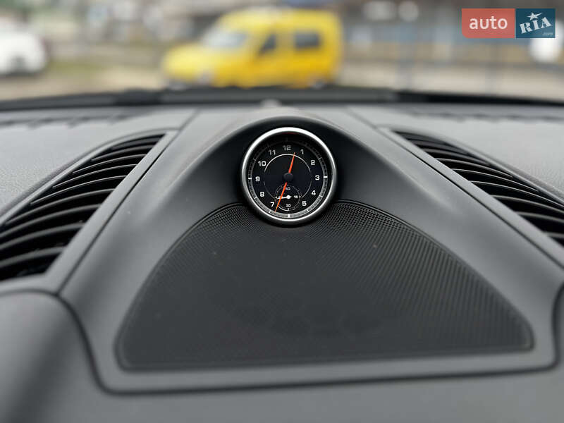 Внедорожник / Кроссовер Porsche Cayenne 2016 в Львове фото 23 Внедорожник / Кроссовер Porsche Cayenne 2016 в Львове