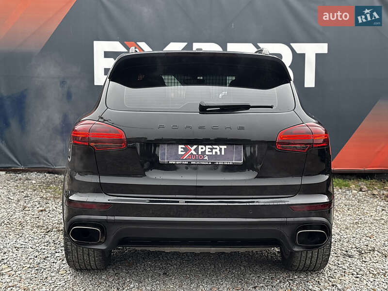 Внедорожник / Кроссовер Porsche Cayenne 2016 в Львове фото 12 Внедорожник / Кроссовер Porsche Cayenne 2016 в Львове