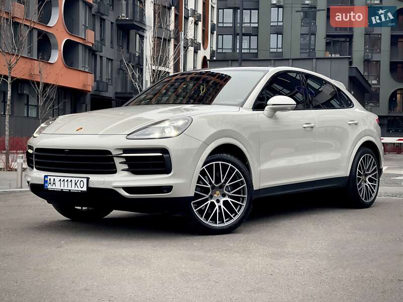 Внедорожник / Кроссовер Porsche Cayenne 2021 в Киеве