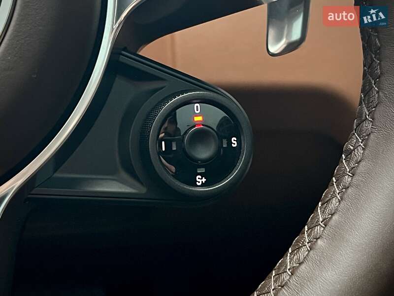 Внедорожник / Кроссовер Porsche Cayenne 2021 в Киеве