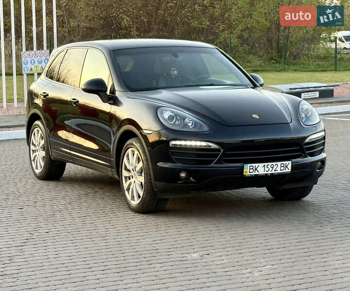 Внедорожник / Кроссовер Porsche Cayenne 2011 в Ровно фото 11 Внедорожник / Кроссовер Porsche Cayenne 2011 в Ровно