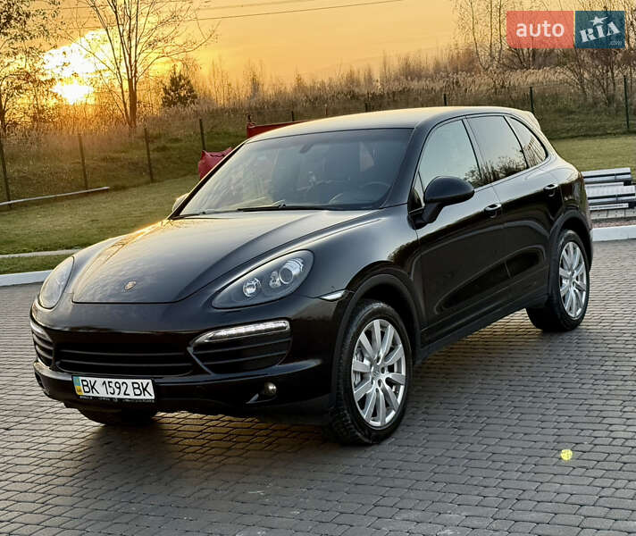 Внедорожник / Кроссовер Porsche Cayenne 2011 в Ровно фото 16 Внедорожник / Кроссовер Porsche Cayenne 2011 в Ровно