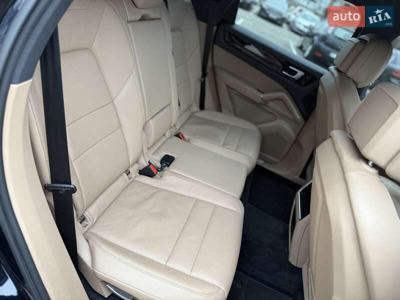 Внедорожник / Кроссовер Porsche Cayenne 2018 в Киеве фото 33 Внедорожник / Кроссовер Porsche Cayenne 2018 в Киеве