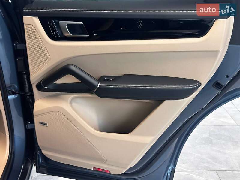Внедорожник / Кроссовер Porsche Cayenne 2019 в Львове фото 46 Внедорожник / Кроссовер Porsche Cayenne 2019 в Львове