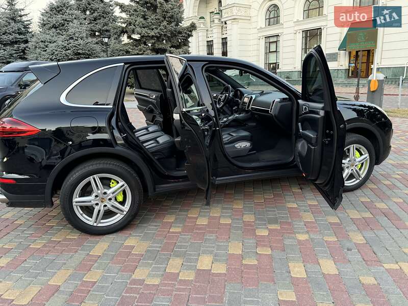 Внедорожник / Кроссовер Porsche Cayenne 2015 в Одессе фото 10 Внедорожник / Кроссовер Porsche Cayenne 2015 в Одессе