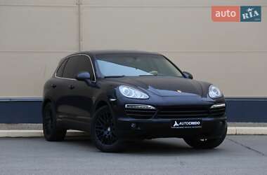 Внедорожник / Кроссовер Porsche Cayenne 2012 в Киеве