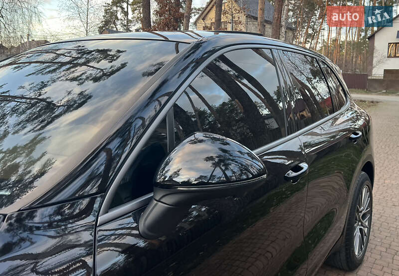 Внедорожник / Кроссовер Porsche Cayenne 2015 в Киеве фото 106 Внедорожник / Кроссовер Porsche Cayenne 2015 в Киеве